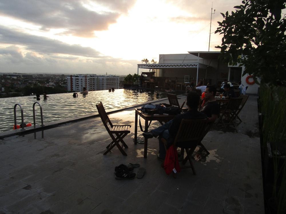 Student Park Hotel Maguwo Exterior photo