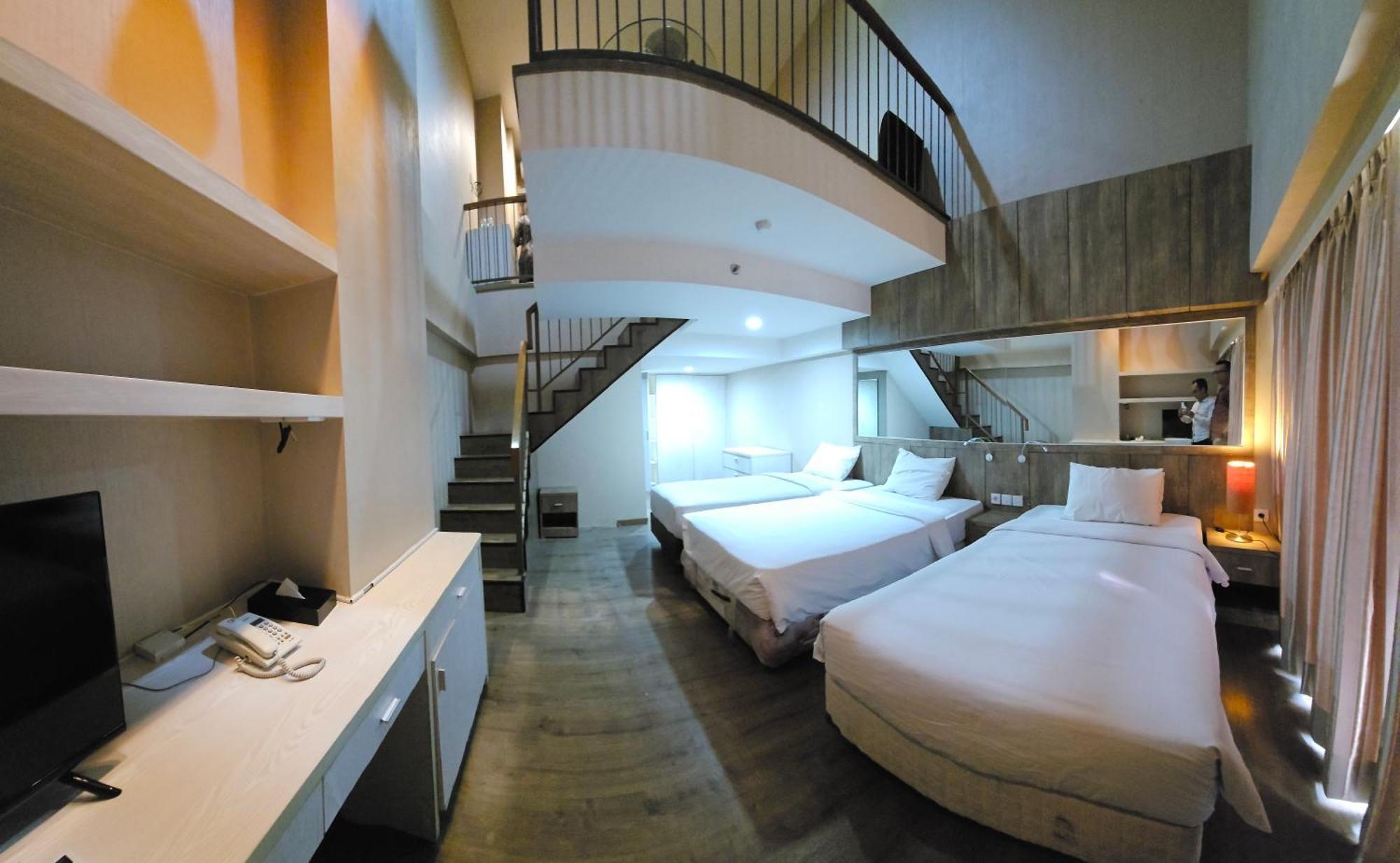 Student Park Hotel Maguwo Exterior photo